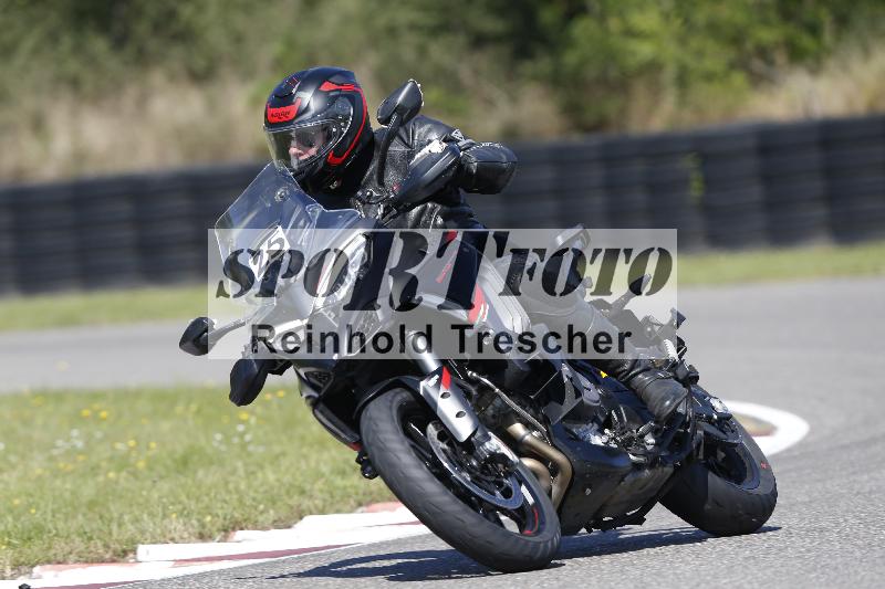 Archiv-2025/48 25.08.2025 Cornu Master School ADR/gruen-vert/25